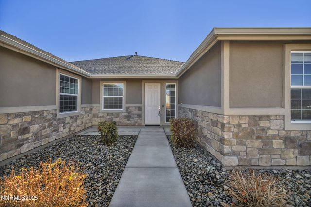 1211 W Cottage Loop, Gardnerville, NV 89460