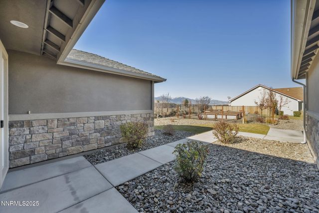 1211 W Cottage Loop, Gardnerville, NV 89460