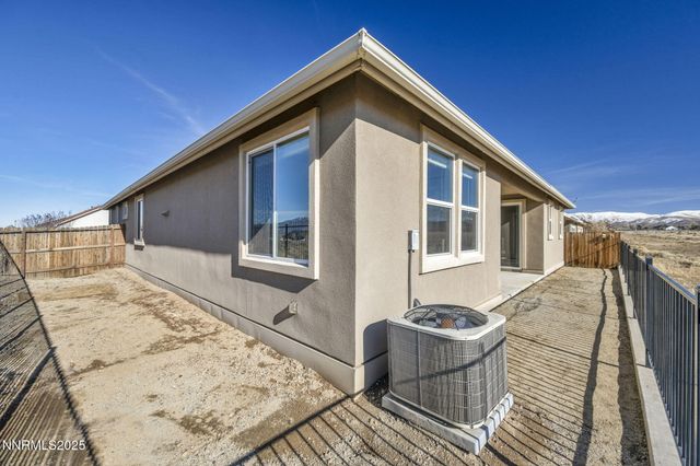 1211 W Cottage Loop, Gardnerville, NV 89460