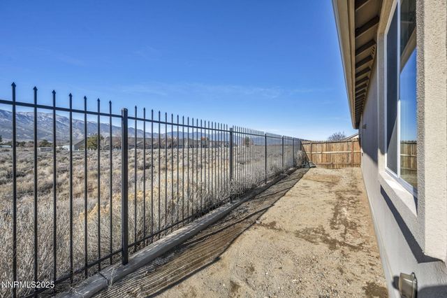 1211 W Cottage Loop, Gardnerville, NV 89460