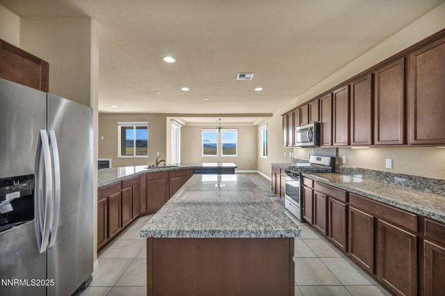 1211 W Cottage Loop, Gardnerville, NV 89460