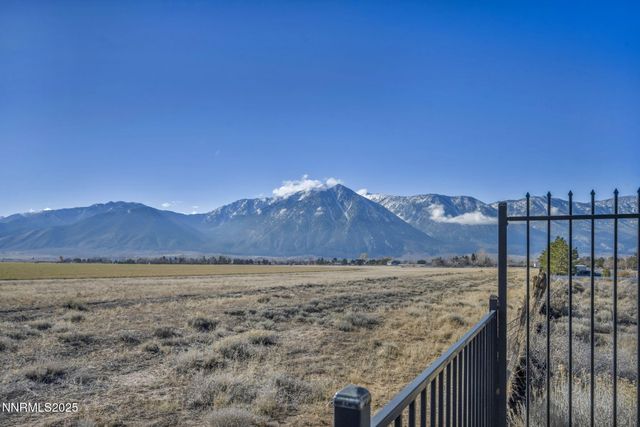 1211 W Cottage Loop, Gardnerville, NV 89460