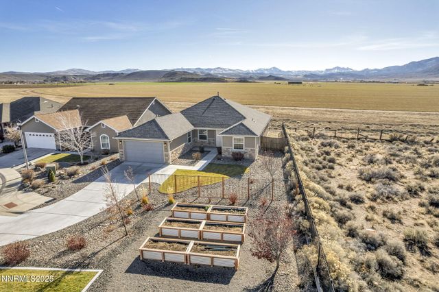 1211 W Cottage Loop, Gardnerville, NV 89460