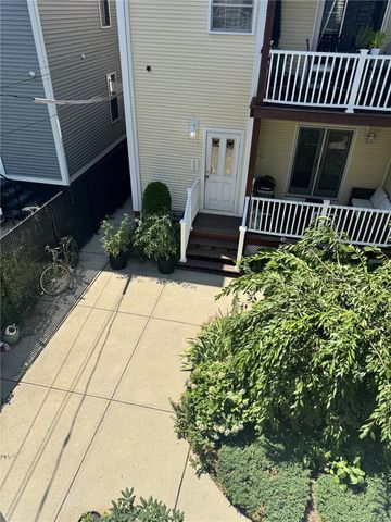 58 Sutton Street 5, Providence, RI 02903