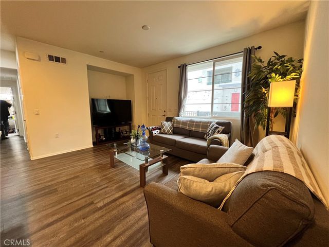 595 Orlando Court, Upland, CA 91786