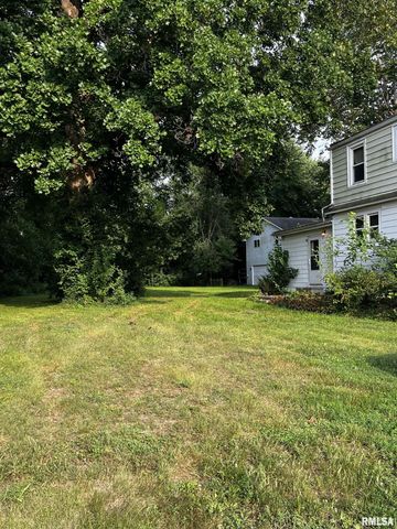 2824 S 16TH Street, Springfield, IL 62703