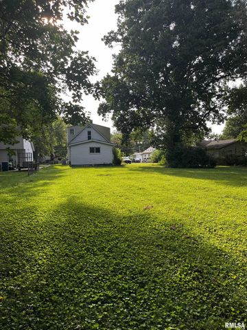2824 S 16TH Street, Springfield, IL 62703