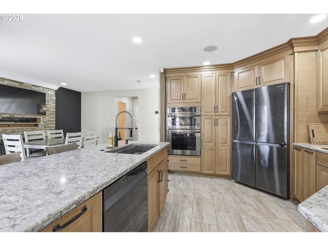 23295 Sw CASCADE Pl, Sherwood, OR 97140