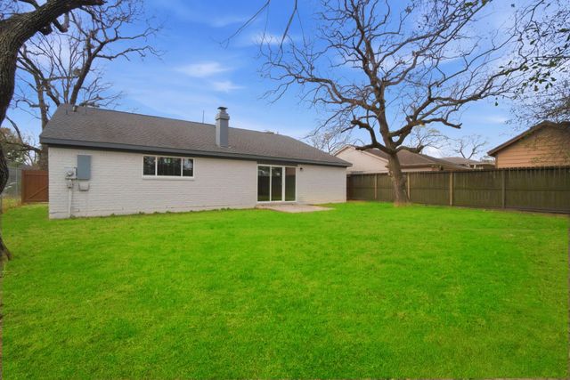 12819 Fern Forest Drive, Houston, TX 77044