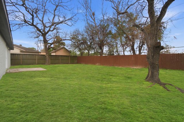 12819 Fern Forest Drive, Houston, TX 77044