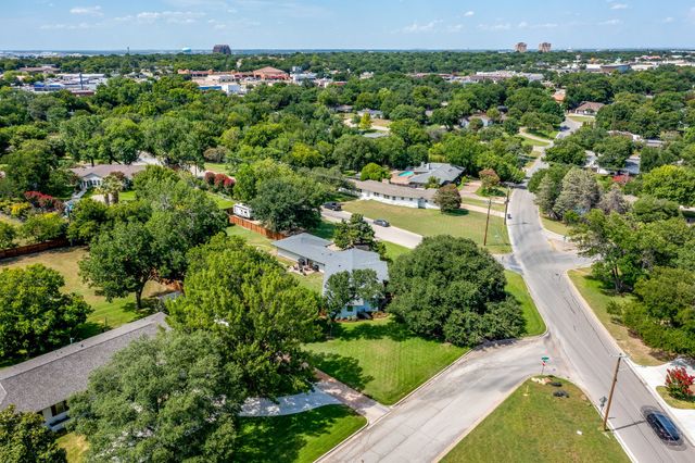 6700 Fortune Road, Fort Worth, TX 76116
