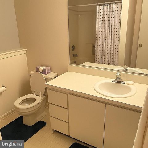 4801 GINA CT, Voorhees, NJ 08043