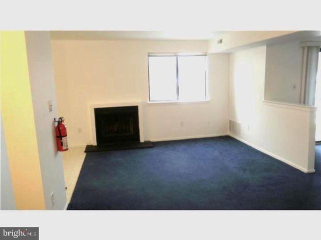 4801 GINA CT, Voorhees, NJ 08043