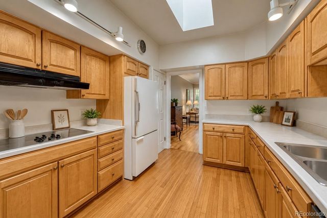 2800 S University Boulevard 11, Denver, CO 80210