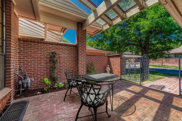 2800 S University Boulevard 11, Denver, CO 80210