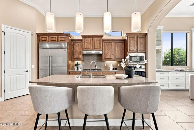 8437 E LOCKWOOD Street, Mesa, AZ 85207