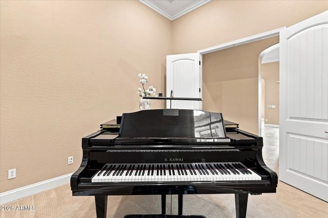 8437 E LOCKWOOD Street, Mesa, AZ 85207