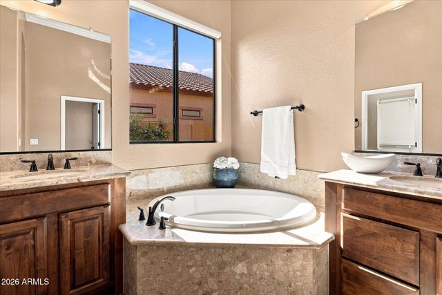 8437 E LOCKWOOD Street, Mesa, AZ 85207