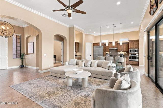 8437 E LOCKWOOD Street, Mesa, AZ 85207
