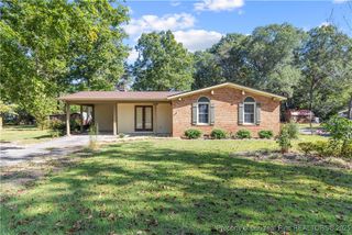 712 W J Street, Erwin, NC 28339