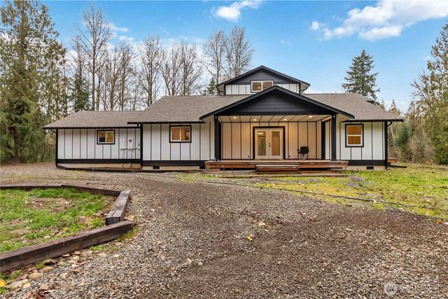 241 Oxbow Lake Ln, Toledo, WA 98591