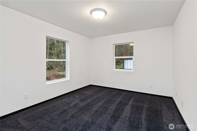 241 Oxbow Lake Ln, Toledo, WA 98591