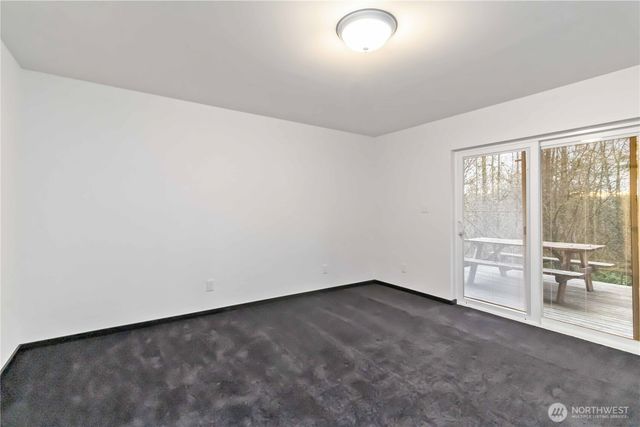 241 Oxbow Lake Ln, Toledo, WA 98591