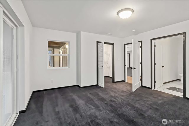 241 Oxbow Lake Ln, Toledo, WA 98591