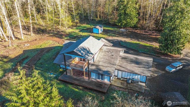 241 Oxbow Lake Ln, Toledo, WA 98591