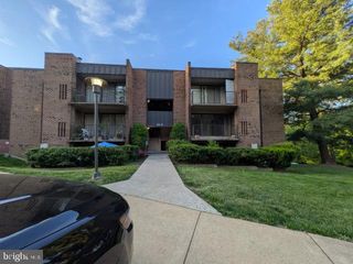 7811 DASSETT CT #204, Annandale, VA 22003