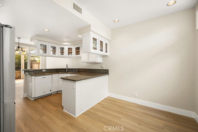 100 Stoney Pointe, Laguna Niguel, CA 92677