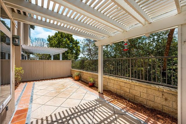 100 Stoney Pointe, Laguna Niguel, CA 92677