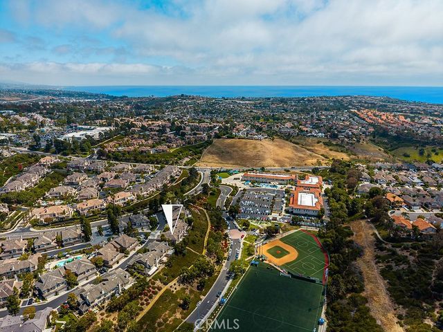 100 Stoney Pointe, Laguna Niguel, CA 92677