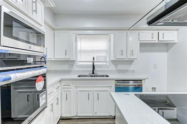 22914 Squirrel Tree Street Street, Spring, TX 77389