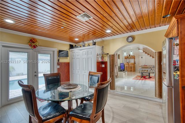 279 Springfield Dr, West Palm Beach, FL 33415