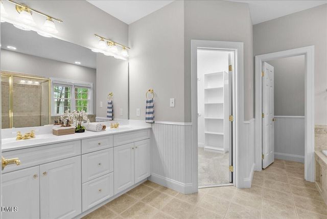 1609 Heritage Club Avenue, Wake Forest, NC 27587