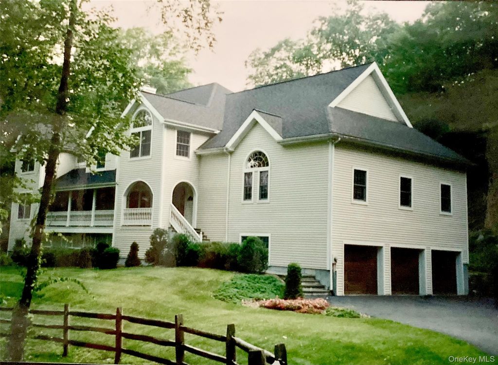 11 Smith Farm Road, Bedford, NY 10506 — photo 3