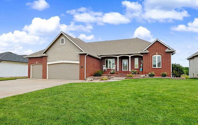 150 S Blue Bells Ct, Garden Plain, KS 67050