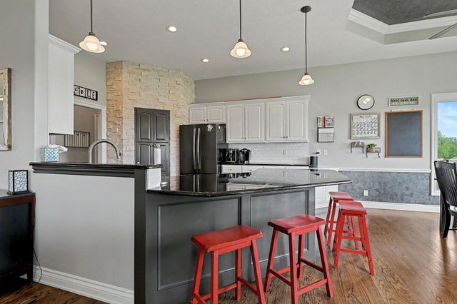 150 S Blue Bells Ct, Garden Plain, KS 67050