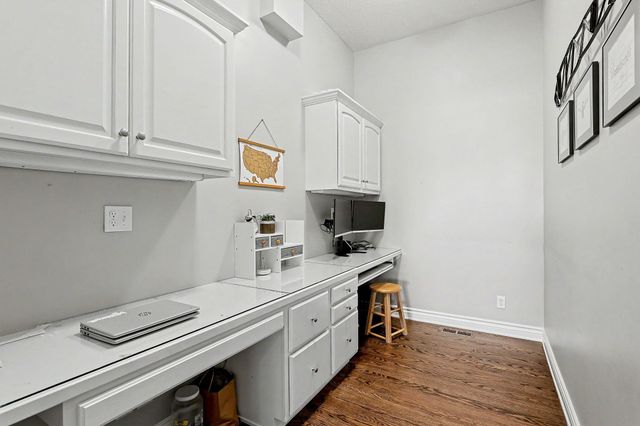 150 S Blue Bells Ct, Garden Plain, KS 67050