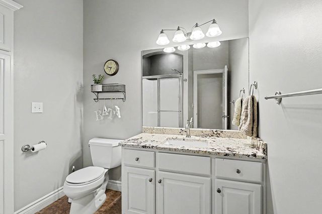 150 S Blue Bells Ct, Garden Plain, KS 67050
