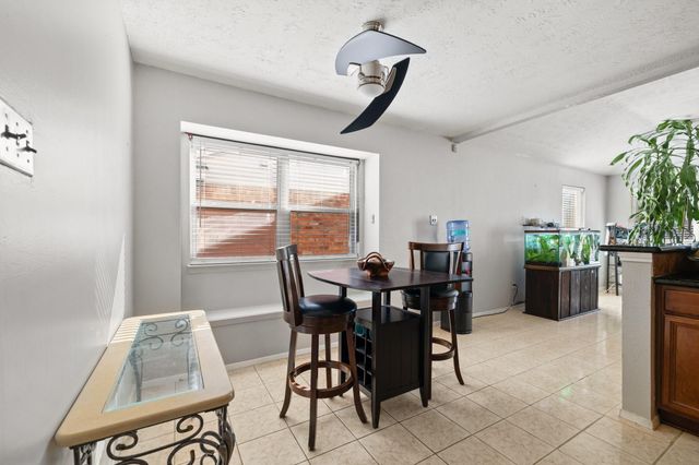 2785 Pinewood Drive, League City, TX 77573