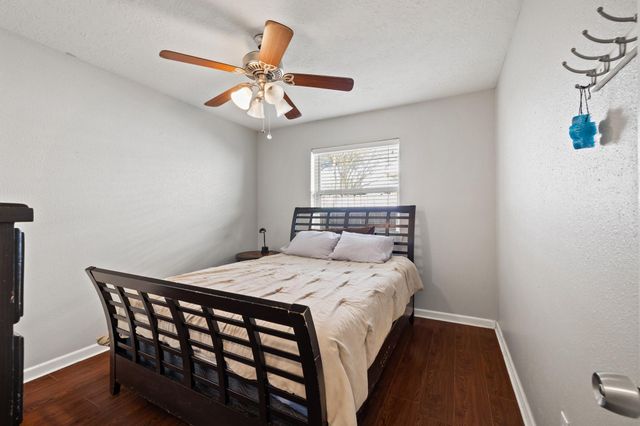 2785 Pinewood Drive, League City, TX 77573