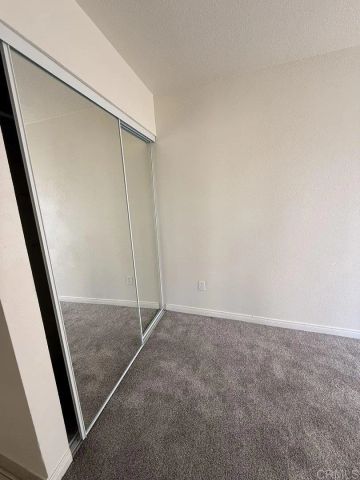 4120 Estrella Ave 14, San Diego, CA 92105