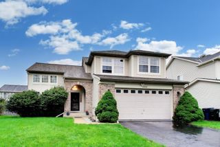2123 Skylane Drive, Naperville, IL 60564