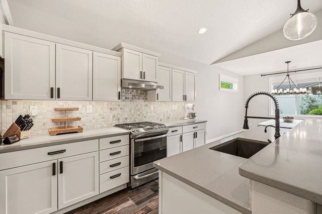 716 Osprey Dr, Cheney, WA 99004