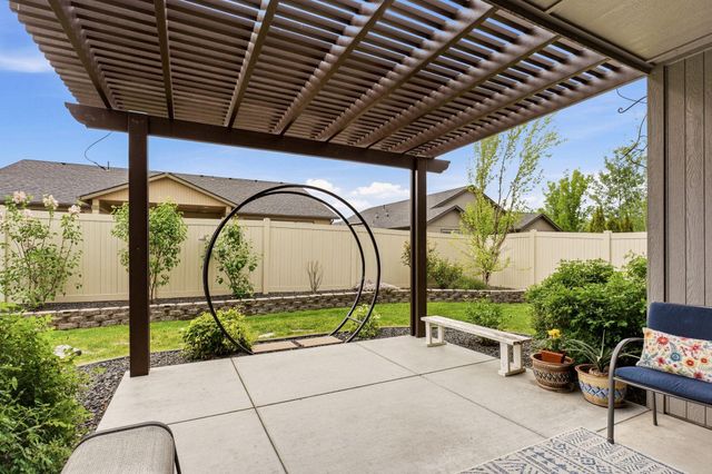 716 Osprey Dr, Cheney, WA 99004