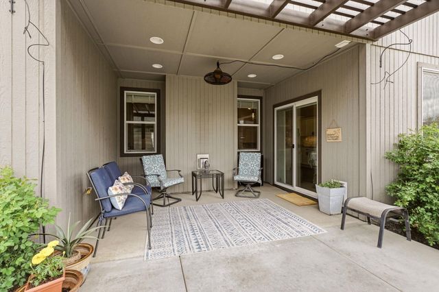716 Osprey Dr, Cheney, WA 99004