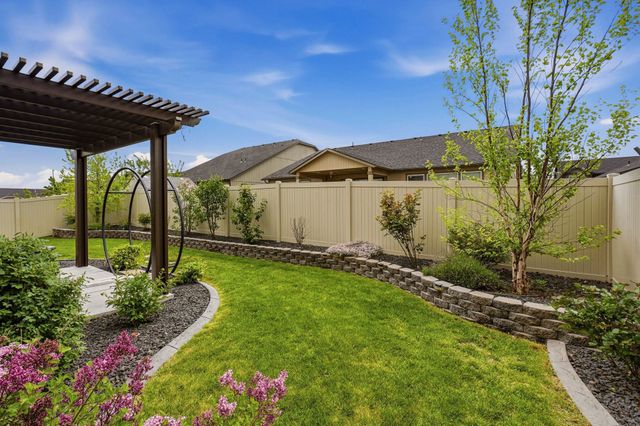 716 Osprey Dr, Cheney, WA 99004