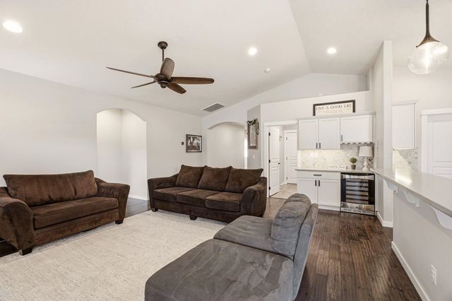 716 Osprey Dr, Cheney, WA 99004